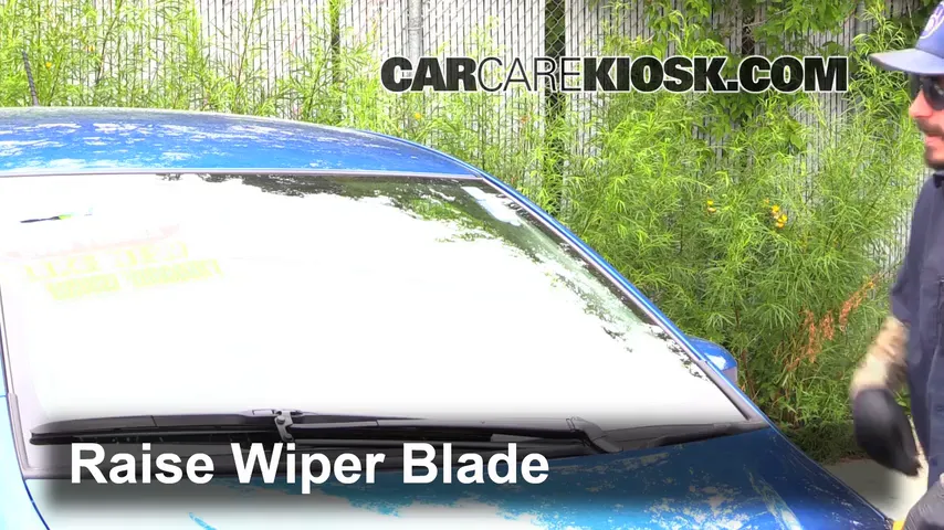 2015 Toyota Yaris LE 1.5L 4 Cyl. Hatchback (4 Door) Windshield Wiper Blade (Front)